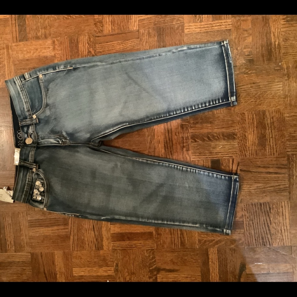Jeans - Picture 3 of 4